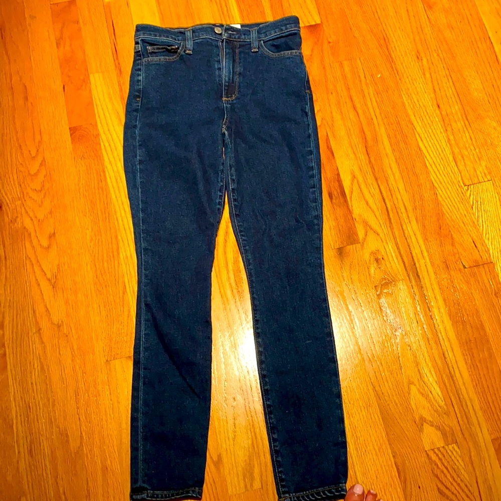 Women’s high waisted Gap jeans